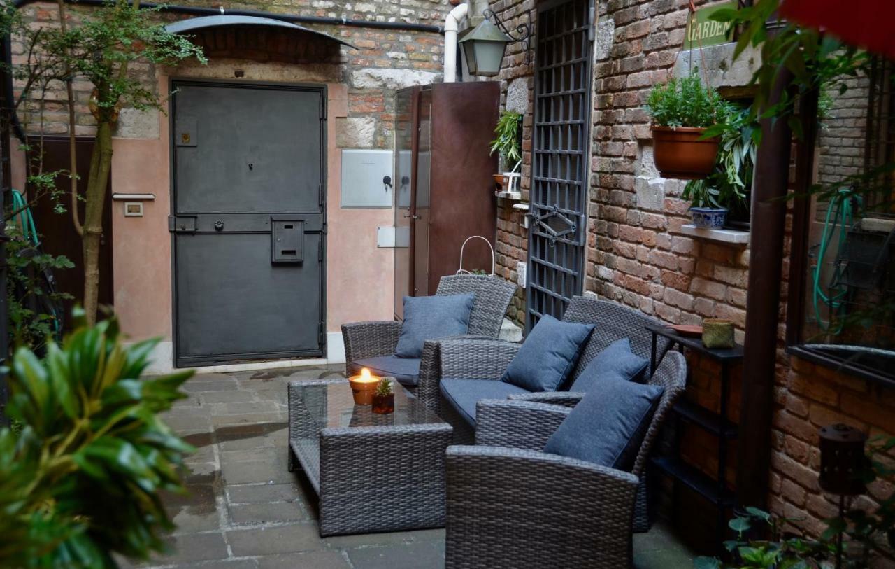 "Ca De Casanova" Apartment Veneţia Exterior foto